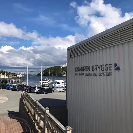 Hotel Knarren Brygge *