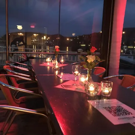 Knarren Brygge فندق