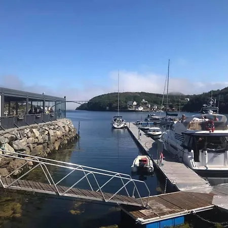 Knarren Brygge * Knarrlagsund