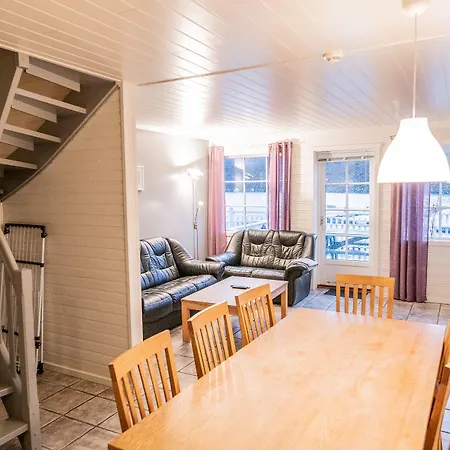 Knarren Brygge فندق Knarrlagsund